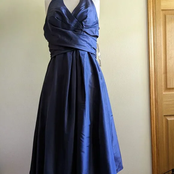 slim fit dress slacks Navy Blue Formal Dresses Halter Trumpet/Mermaid Stretch Satin Formal D main image 1